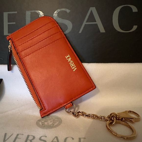 Versace Medusa Quilted orange leather zipper card case wallet NEW (AUTHE… - Picture 7 of 16